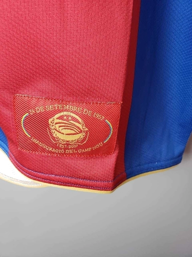 Barcelona Retro Shirt 2006/2007 - Nike Blue Maroon