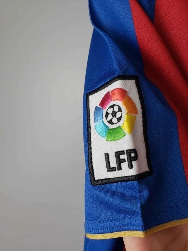 Barcelona Retro Shirt 2006/2007 - Nike Blue Maroon